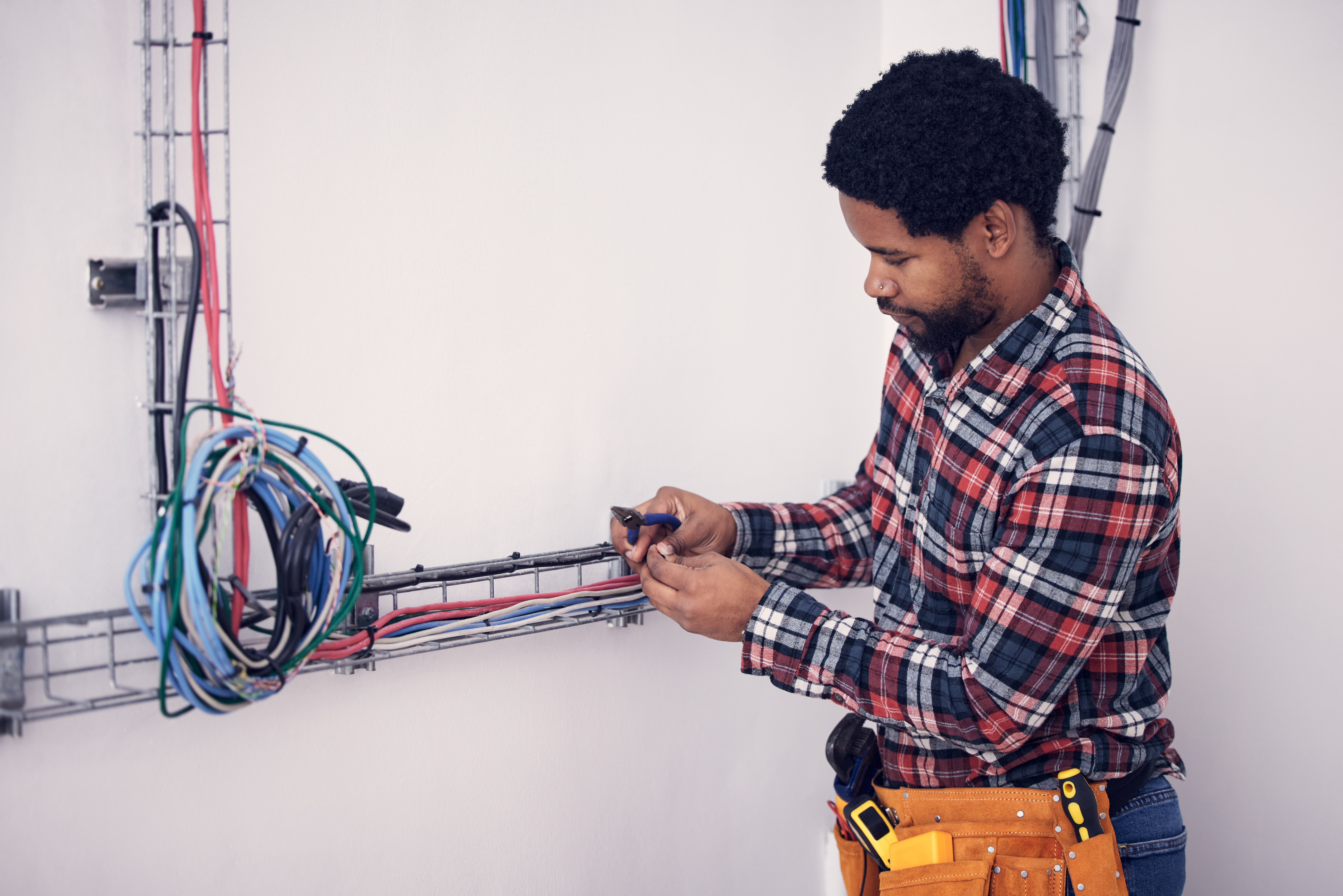 Master Electrical Troubleshooting: Uncover and Fix Faults